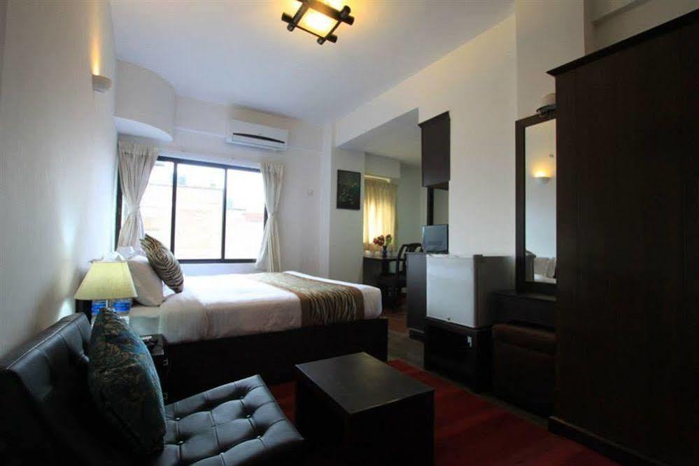 Gaju Suite Hotel Katmandu Dış mekan fotoğraf